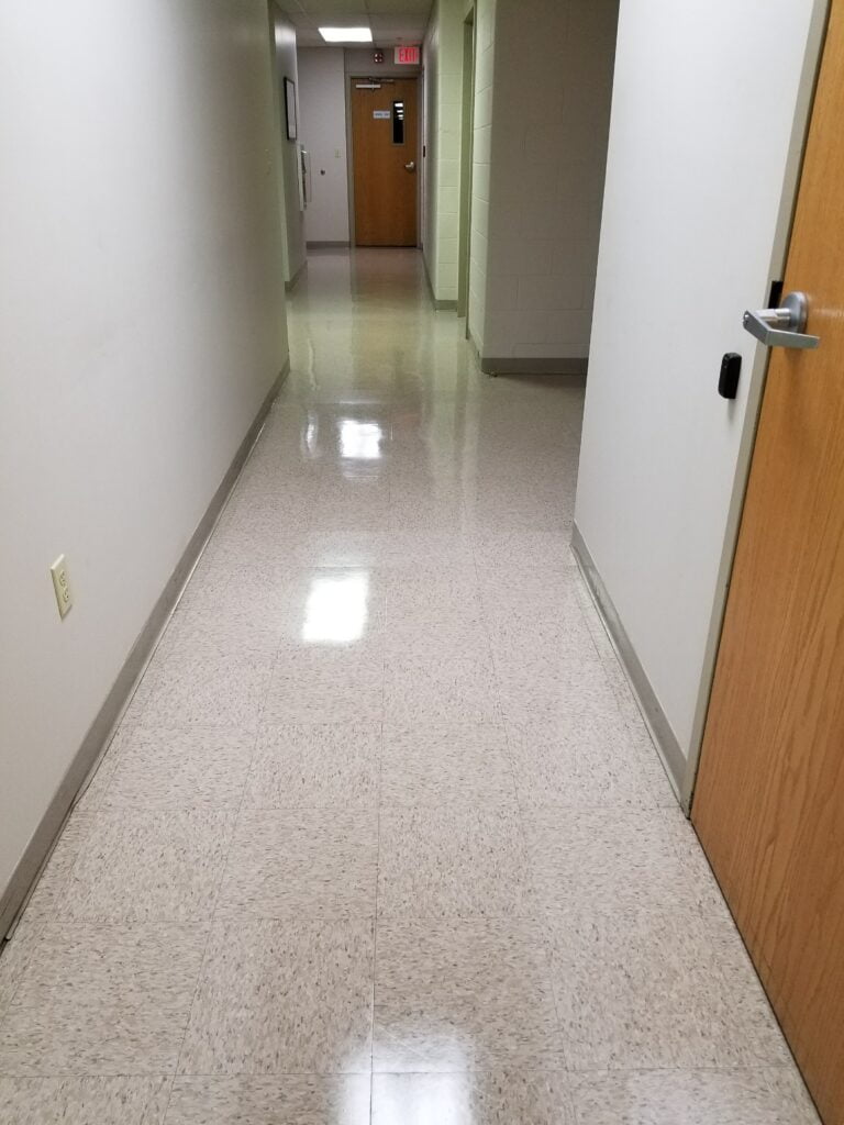 Professional, office, warehouse, and commercial floor waxing services at Best Professionals Cleaning